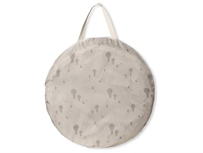 Theo aktivitetstunnel dreamily sammenfoldet i opbevaringspose