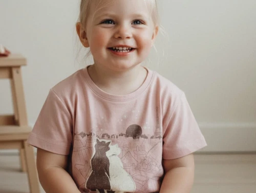 Wheat t-shirt Paris view misty rose