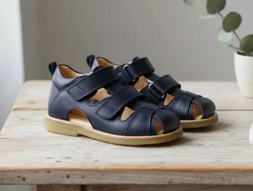 Angulus navy sandal