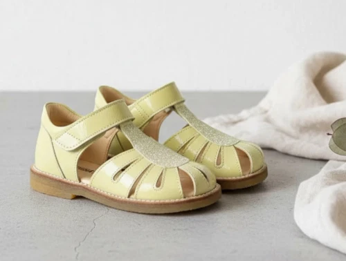 Angulus lys gul sandal glitter og lak