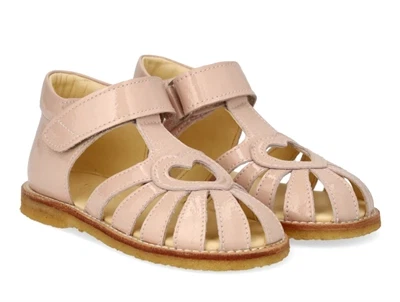 Angulus sandal rosebud med velcro og hjerte detalje