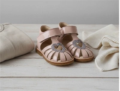 Angulus sandal rosa med glitterhjerte og velcro
