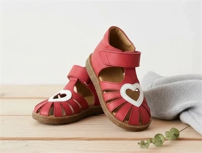 Angulus rød offwhite hjerte sandal