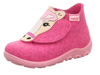 Superfit HAPPY OCTI hjemmesko rosa uldfilt med hestemotiv skrå forfra