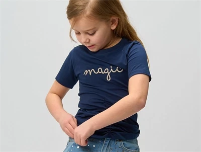 THE NEW t-shirt navy blazer med broderet magic foran