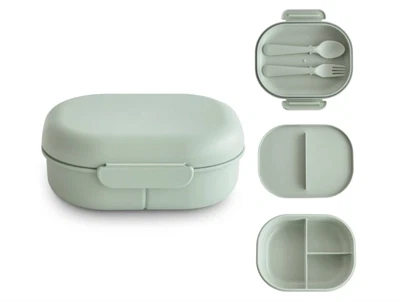 Mushie madkasse i farven sage med lukket låg og åben