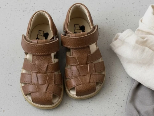 Arauto RAP cognac sandal Kenn