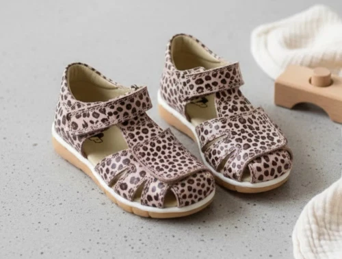 Arauto RAP sandal nude leo med velcro