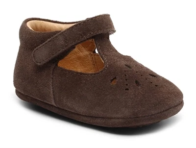 bisgaard bloom hjemmesko i mørkebrun ruskind set forfra