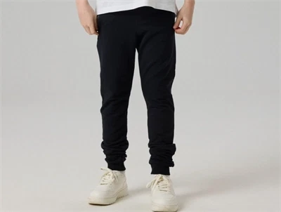 Name It sweatpants i sort på barn