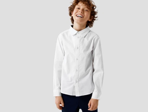 Name It skjorte hvid oxford på model