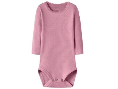 Name It body i rosa nuance med blondekant lilas