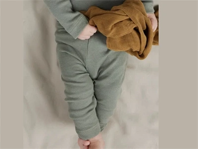 Name It leggings shadow i ribstrik
