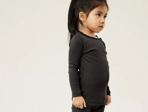 name it ribbluse sort med blondekant på barn