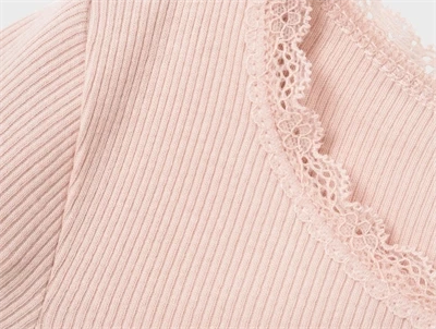 Name It sepia rose rib top