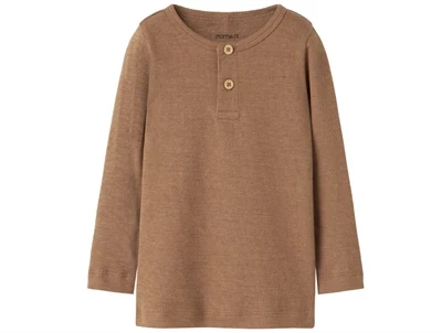 Name It bluse toasted coconut melange med knapper