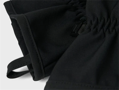 Detalje af Name It sorte handsker med krog