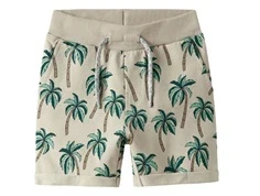 name it shorts i beige med print af grønne palmetræer, set forfra