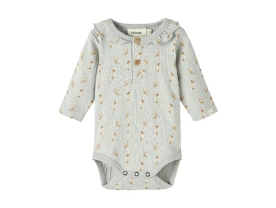 Lil Atelier harbor mist body blomster