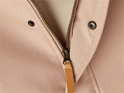 Lil Atelier nougat overgangsjakke soft shell