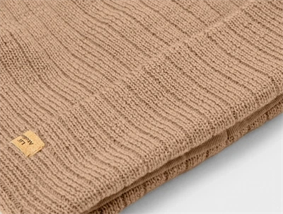 Lil Atelier roebuck strikhue uld