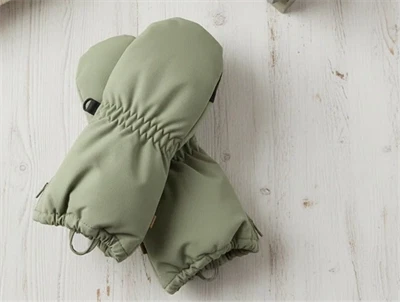 Lil Atelier oil green luffer