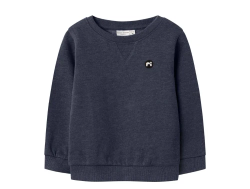 name it sweatshirt dark sapphire med badge forfra
