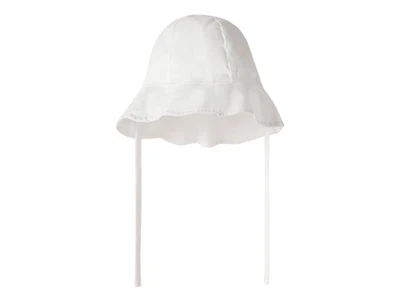 Name It UV solhat i hvid nuance med øreflapper