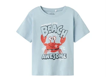 t-shirt fra Name It i lyseblå med krabbe-print