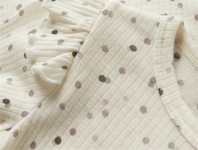 Name It merinould bluse med flæser og prikker snow white