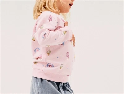 Name It parfait pink is og regnbuer sweatshirt