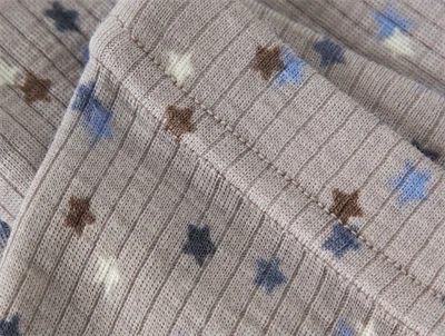 Name It ribleggings i gråbrun nuance med stjerneprint