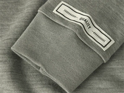 Name It Kids bluse i merinould dried sage støvet grøn detalje