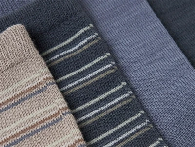 Detaljer af Name It strømper i merinould 4-pak Satellite