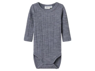 Name It uld body i folkstone gray merinould med ribstruktur