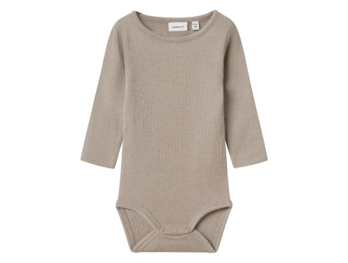 Name It body i satellite grå brun nuance i merinould og silke med ribmønster set forfra