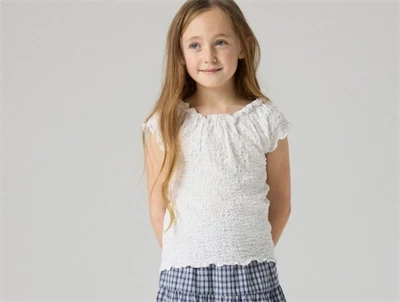 Name It top hvid med struktur og off shoulder