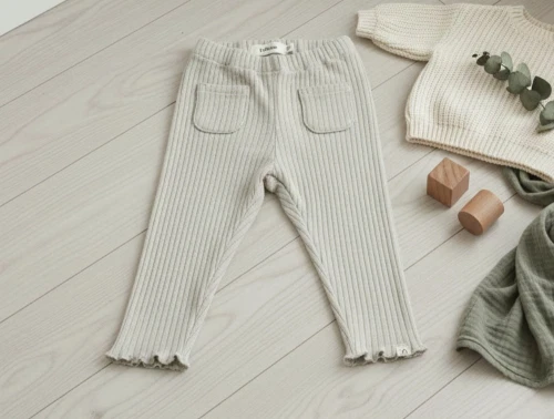Lil Atelier bleached sand legging