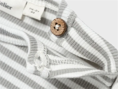 Lil\' Atelier top limestone med striber og knapper