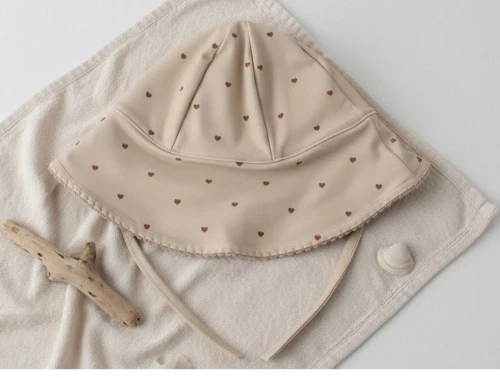 Lil Atelier rose dust hjerte badehat