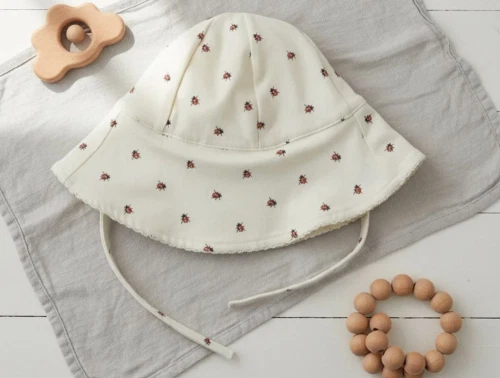 Lil Atelier whitecap gray mariehøne badehat