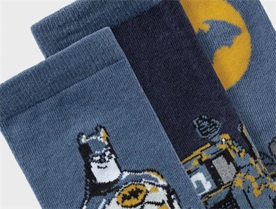 nærbillede af Batwheels print på sokker fra Name It