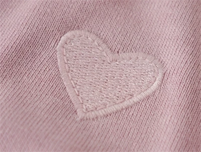 name it mini sweatshirt i lyserød burnished lilac med hjertebroderi