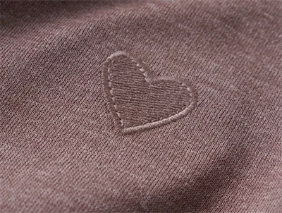 name it mini sweatshirt i brun peppercorn med hjertebroderi