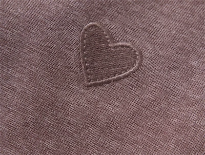 name it mini sweatkjole i brun peppercorn med hjertebroderi