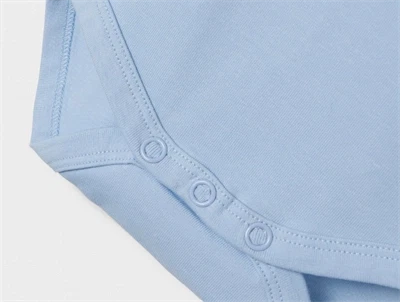 Name It chambray blue hundeprint body