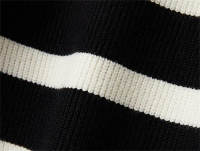 Name It black stribet short striktrøje