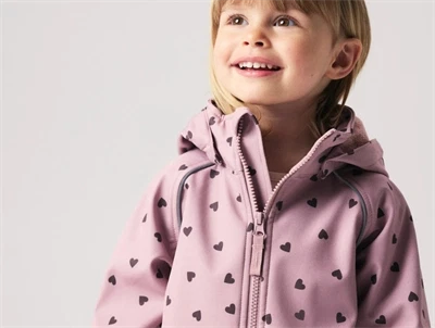 Name It softshelldragt woodrose hearts med hjerteprint