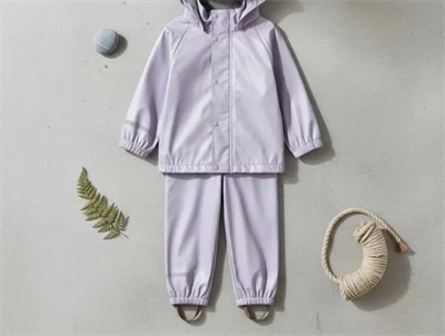 Name It regnsæt misty lilac metallic med reflekser og aftagelig hætte