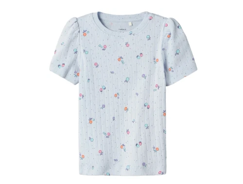 Name It T-shirt i xenon blue med frugtprint og puffærmer